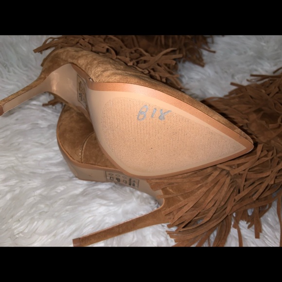 Size 5 1/2 brown fringe boots 4.5 inch heel - Picture 6 of 6